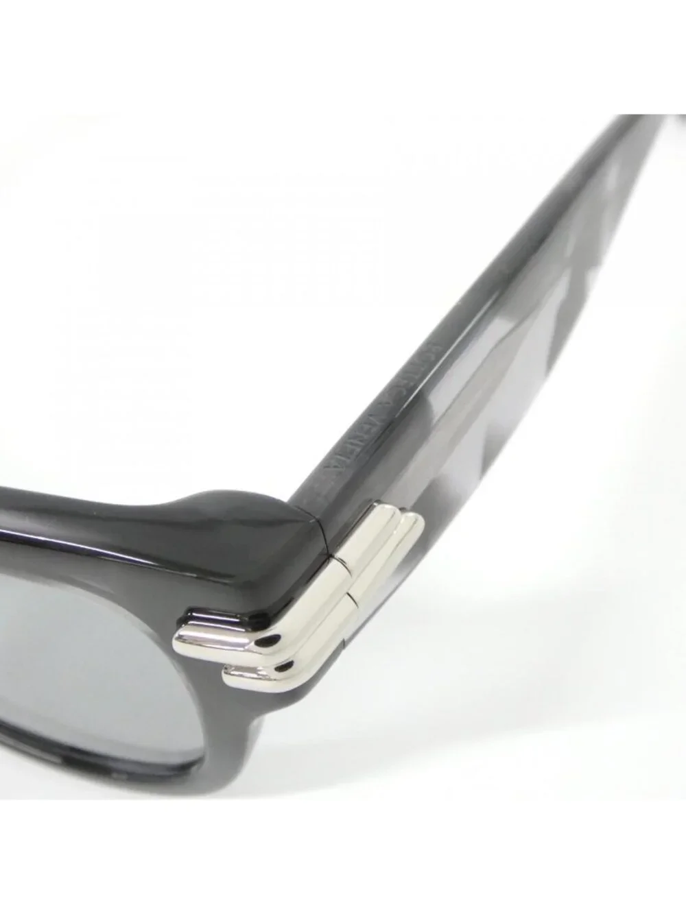 Bottega Veneta BV Sunglasses Eyewear